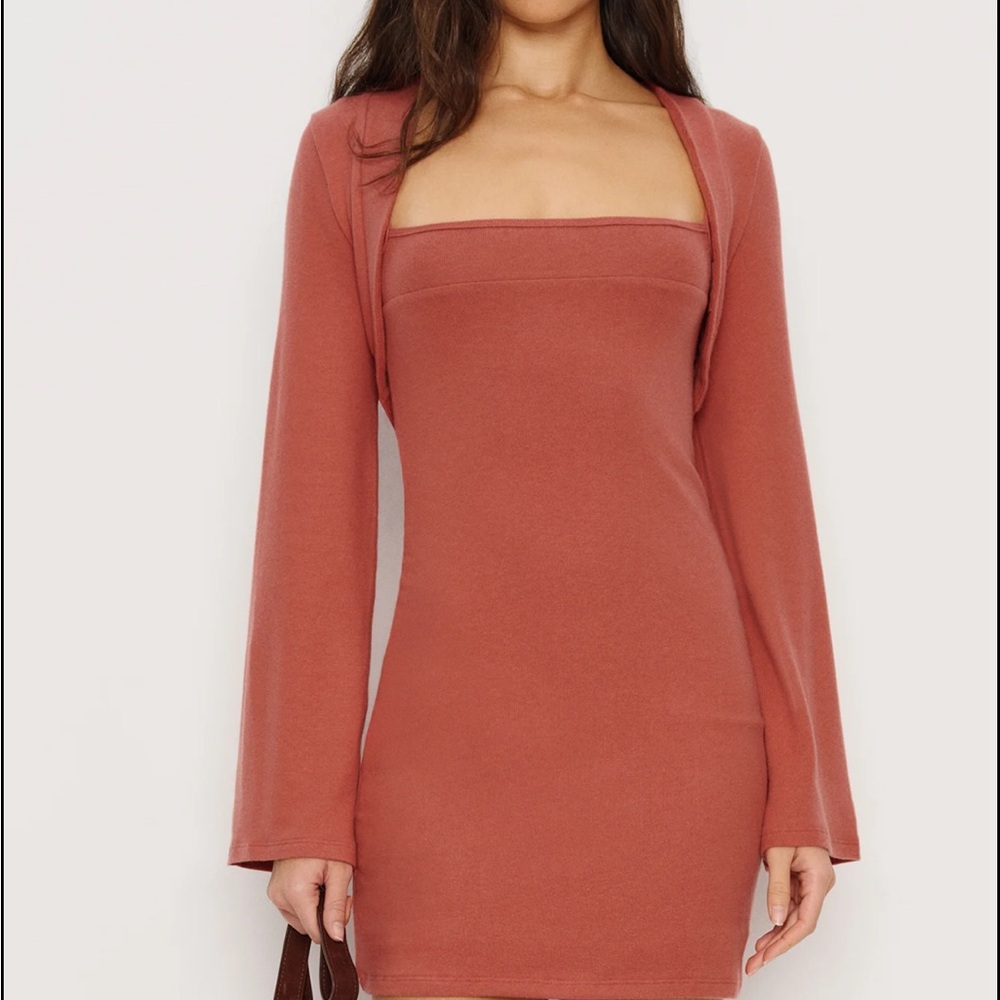 NWT New with Tags Reformation Chloe Knit Long Sleeve Shrug Rosewood